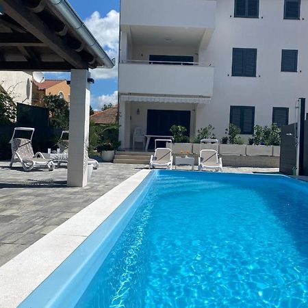 Breitling Apartments With Pool บีโอกราดนาโมรู ภายนอก รูปภาพ